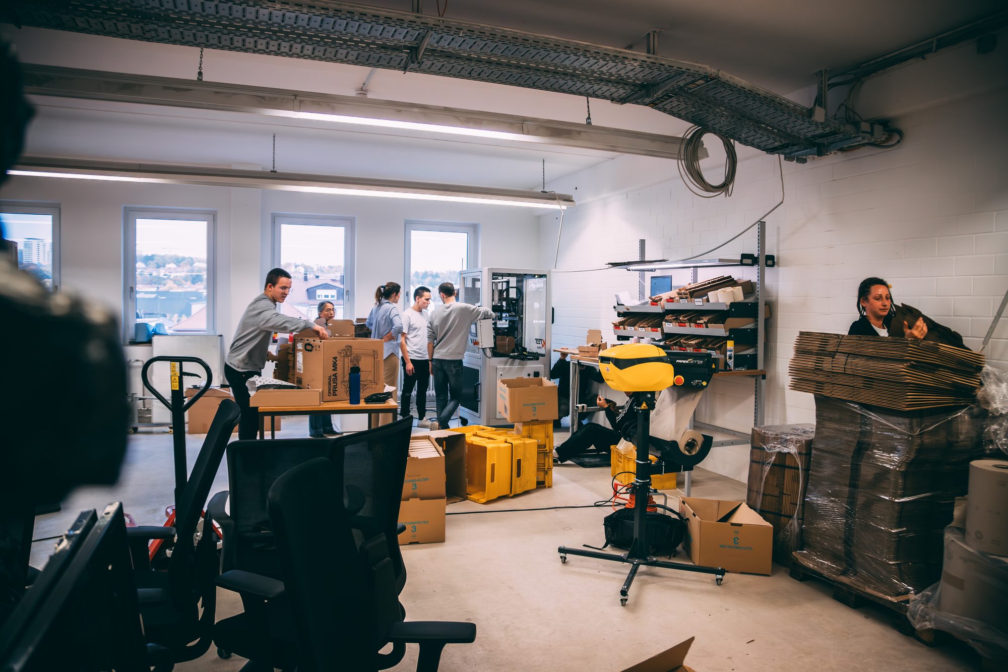 Production and shipping floor